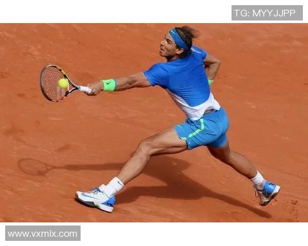 深圳网球队边路渗透战术解析与实战应用探讨