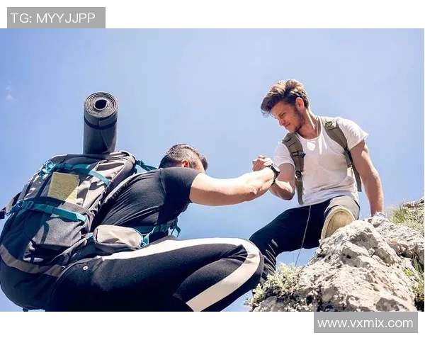 重庆攀岩队团队协作引发热议背后的争议与反思