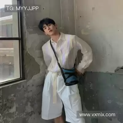 邹朵千